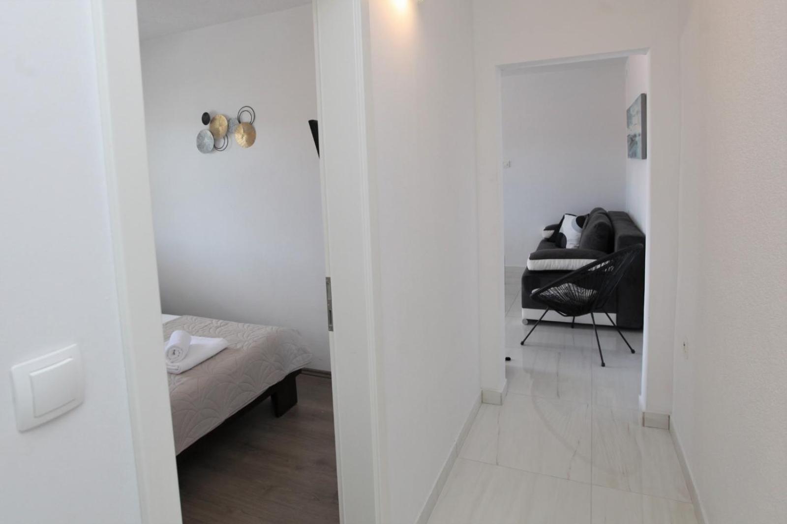 Apartment With Terrace And Sea View - Lucic Traù Esterno foto
