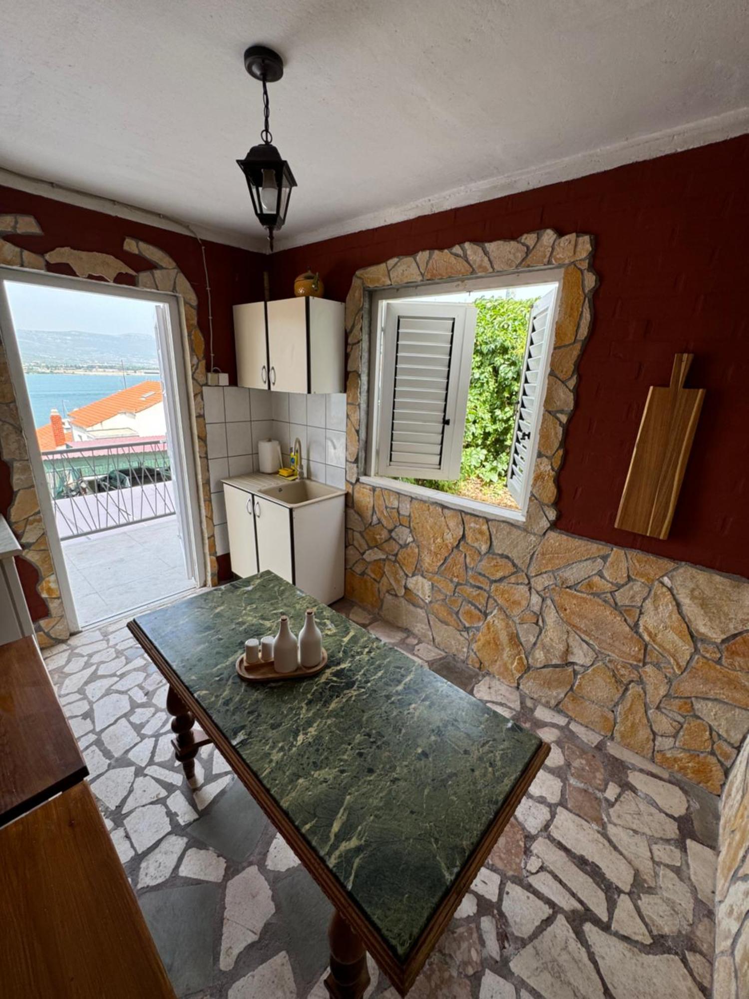 Apartment With Terrace And Sea View - Lucic Traù Esterno foto